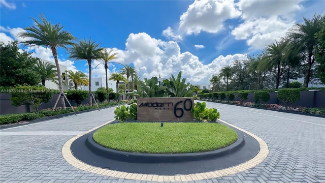 3 of 61 - 10050 Nw 74th Ter, Doral, FL