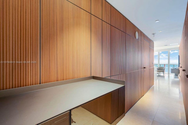 2 of 40 - 465 Brickell Ave 4801, Miami, FL