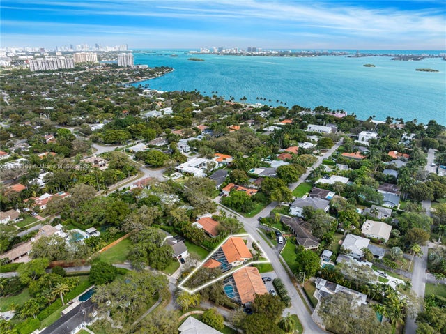 3 of 28 - 9280 Ne 12th Ave, Miami Shores, FL
