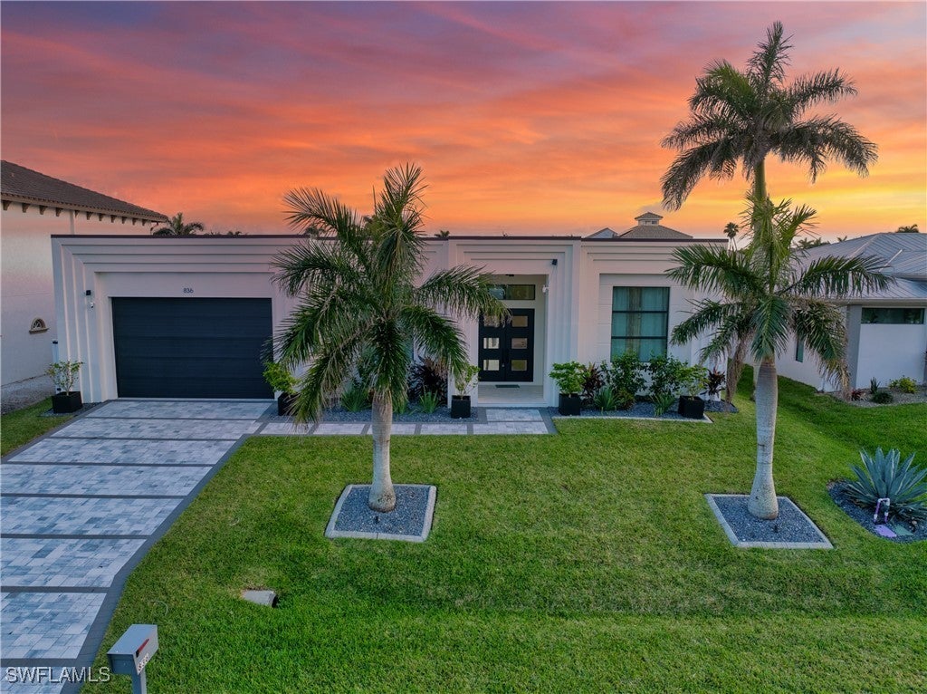 836 Miramar Ct, Cape Coral