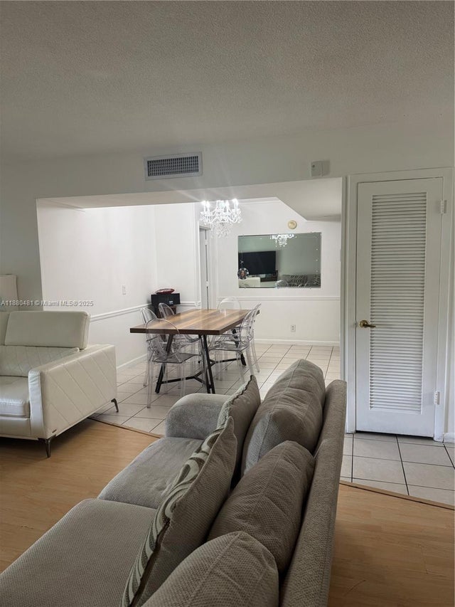 4 of 11 - 10 Se 13 A3, Boca Raton, FL