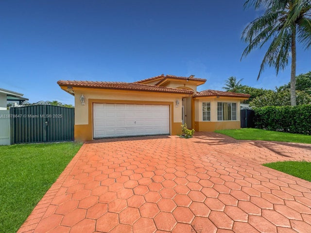 3 of 43 - 3165 Sw 67th Ave, Miramar, FL