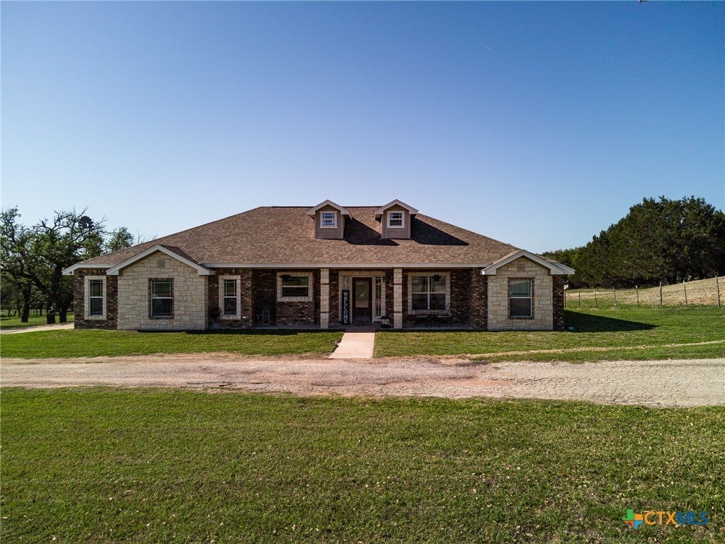690-a County Road 4707, Kempner