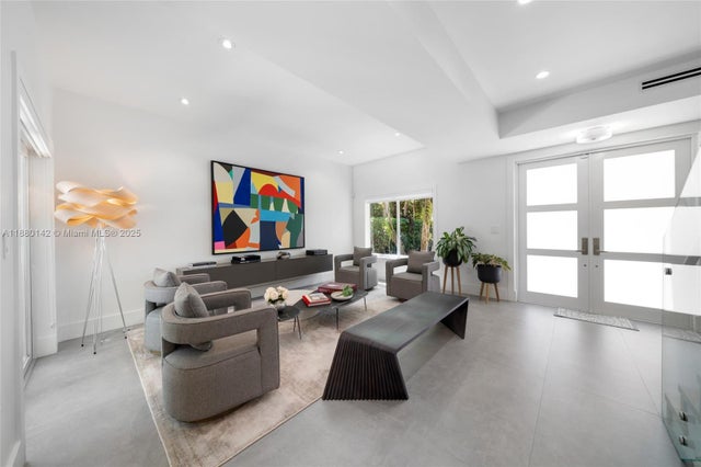 3 of 51 - 4181 Battersea Rd, Miami, FL