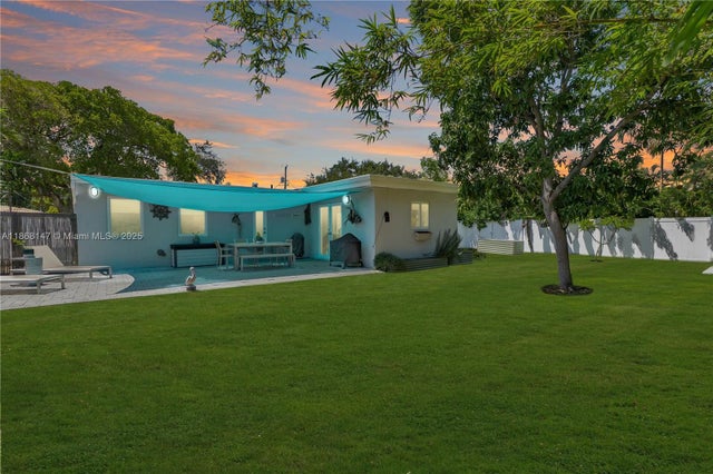2 of 20 - 1945 S Hibiscus Dr, North Miami, FL
