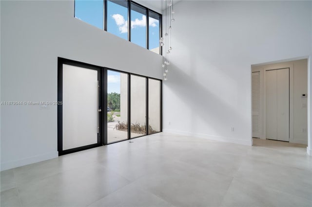 4 of 57 - 4321 Sw 99th Ave, Miami, FL