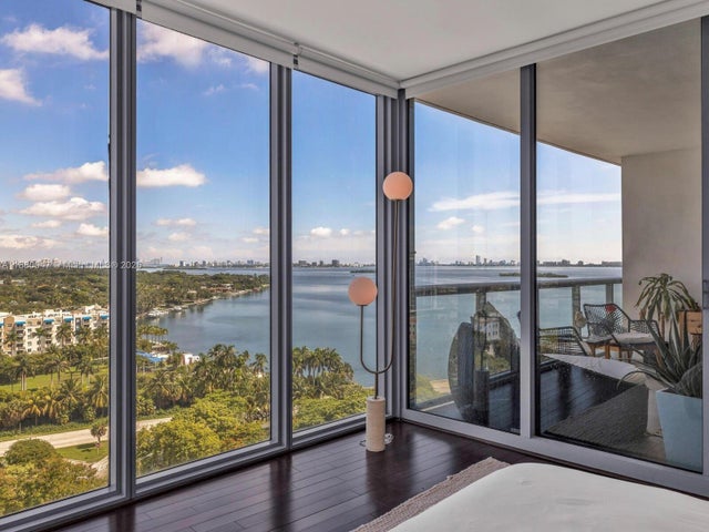 1 of 40 - 601 Ne 36th St 1304, Miami, FL