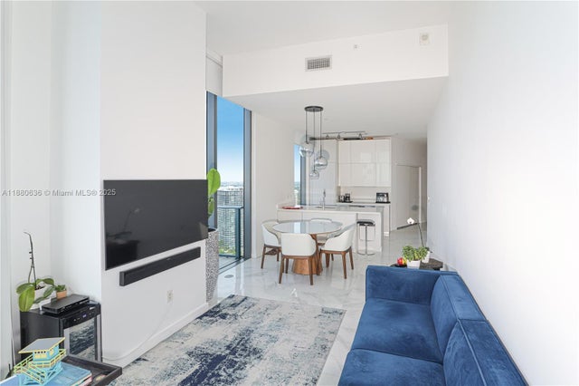 4 of 40 - 501 Ne 31st St 4008, Miami, FL