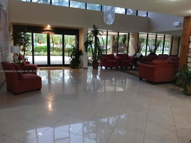 4 of 21 - 16325 Golf Club Rd 102, Weston, FL