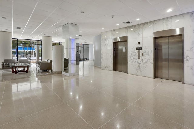 4 of 23 - 20100 W Country Club Dr 1003, Aventura, FL