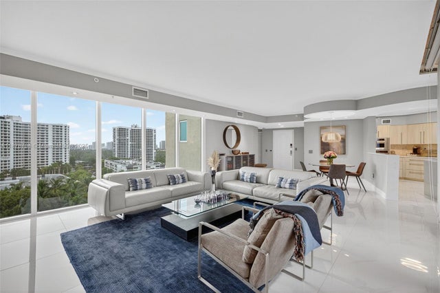 4 of 71 - 3370 Hidden Bay Dr 1115, Aventura, FL