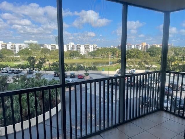 1 of 11 - 20301 W Country Club Dr 621, Aventura, FL