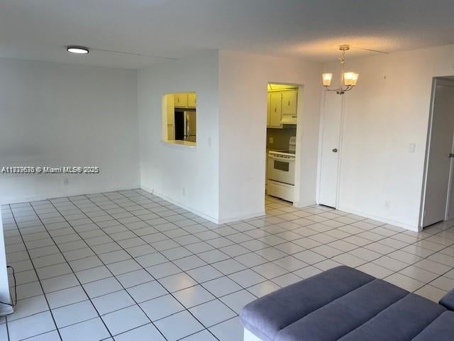 2 of 11 - 20301 W Country Club Dr 621, Aventura, FL