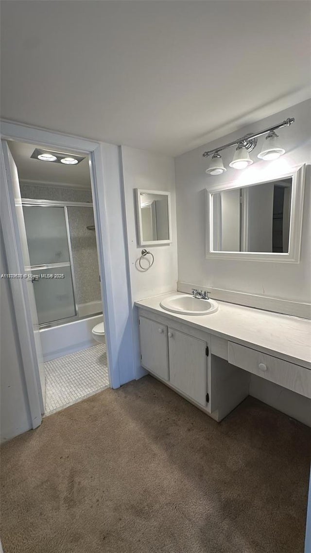 5 of 11 - 20301 W Country Club Dr 621, Aventura, FL