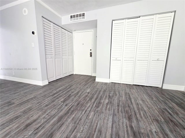 3 of 32 - 17021 N Bay Rd 324, Sunny Isles Beach, FL
