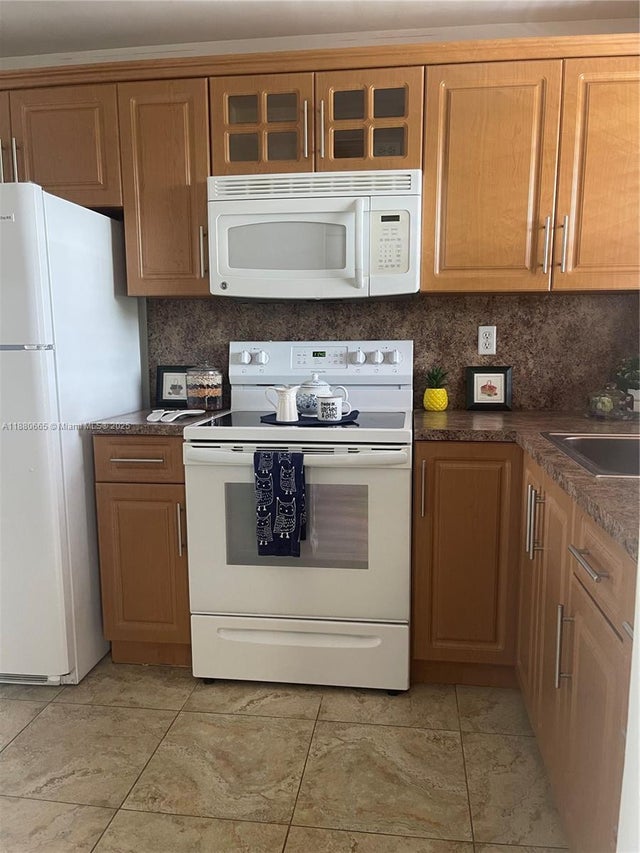 1 of 35 - 8345 Sunrise Lakes Blvd 309, Sunrise, FL