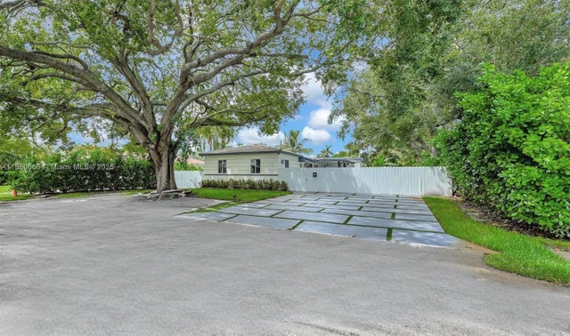 1 of 46 - 11102 Ne 9th Ct, Biscayne Park, FL