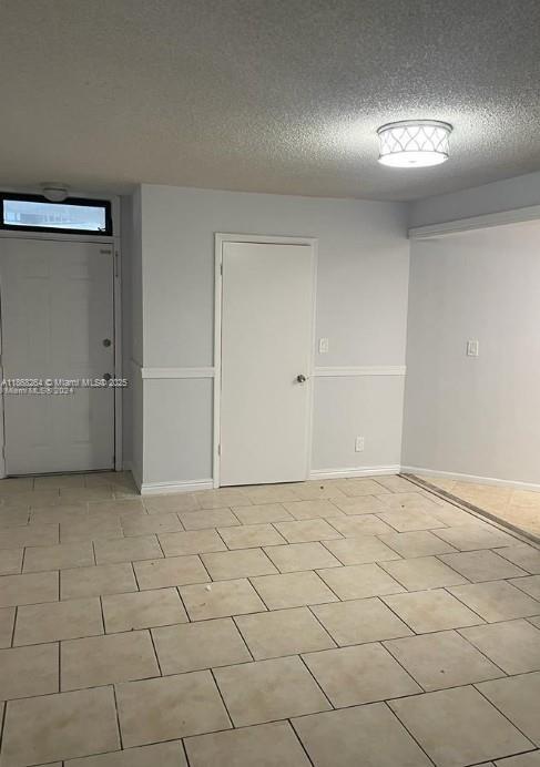 3 of 13 - 212 Lake Pointe Dr 205, Oakland Park, FL
