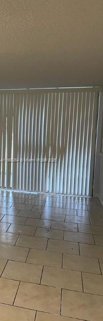 4 of 13 - 212 Lake Pointe Dr 205, Oakland Park, FL