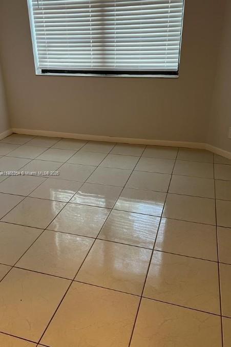 5 of 13 - 212 Lake Pointe Dr 205, Oakland Park, FL