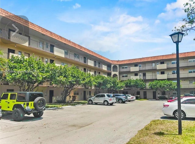1 of 36 - N/A, Lauderhill, FL