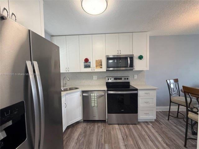 3 of 59 - 9001 Sunrise Lakes Blvd 308, Sunrise, FL