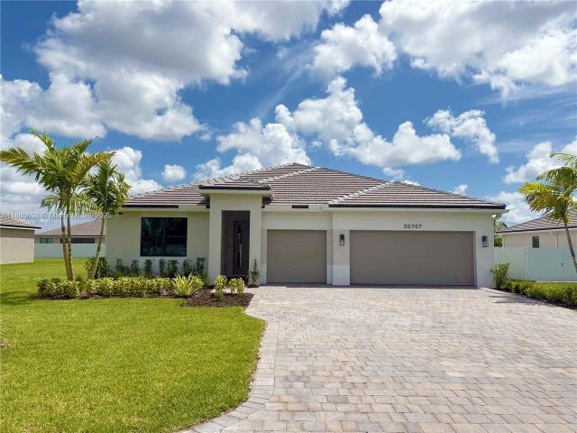 1 of 37 - 30707 Sw 193rd Ave, Homestead, FL