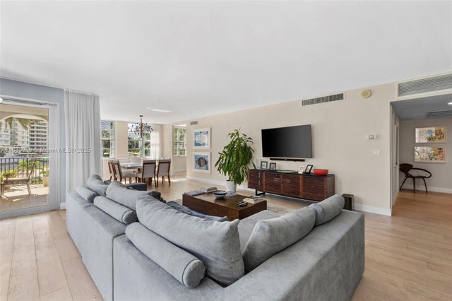 3 of 34 - 5660 Collins Ave 2b, Miami Beach, FL