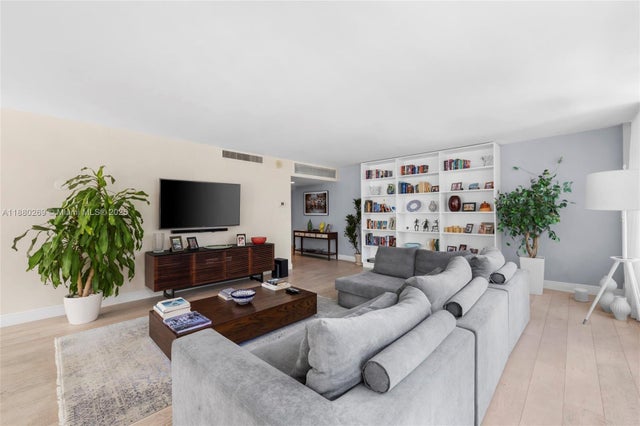 4 of 34 - 5660 Collins Ave 2b, Miami Beach, FL