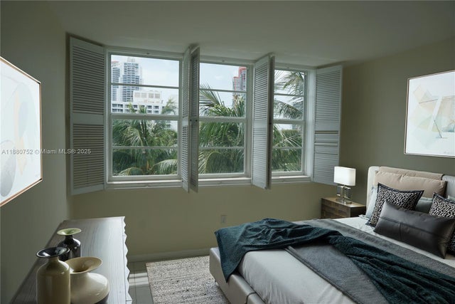 2 of 15 - 301 Ocean Dr 505, Miami Beach, FL