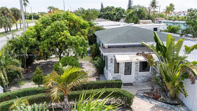 3 of 58 - 12950 Nw 22nd Ave, Miami, FL