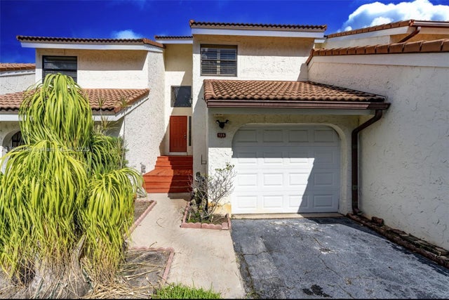 1800 Embassy Dr 125, West Palm Beach