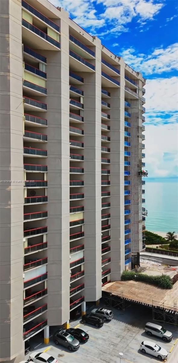 2 of 19 - 6767 Collins Ave 401, Miami Beach, FL