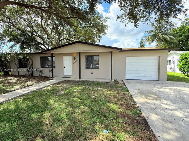 2 of 29 - 9342 Nw 23rd St, Pembroke Pines, FL