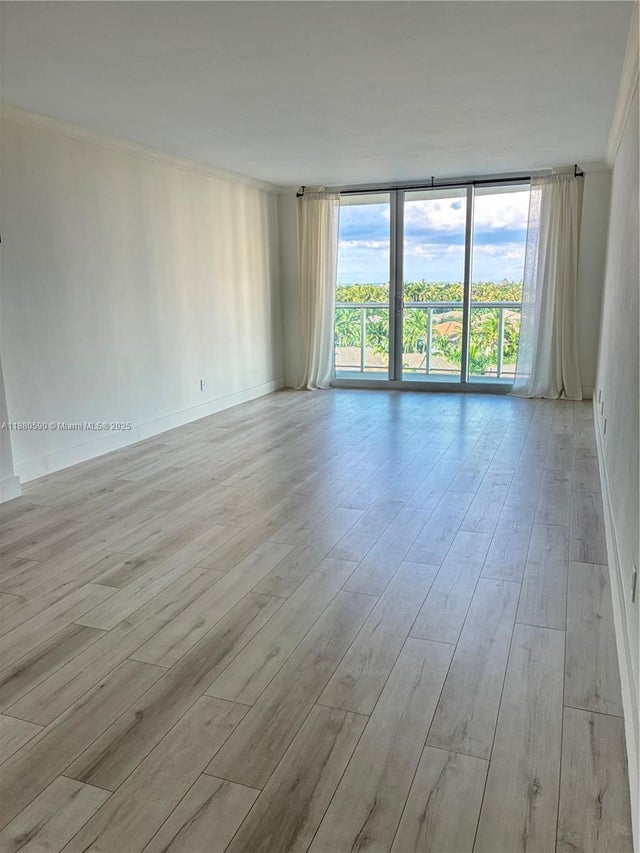 4 of 39 - 19380 Collins Ave 718, Sunny Isles Beach, FL
