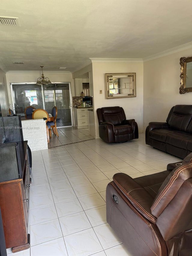 4 of 27 - 544 Nw 11 Ave, Boynton Beach, FL