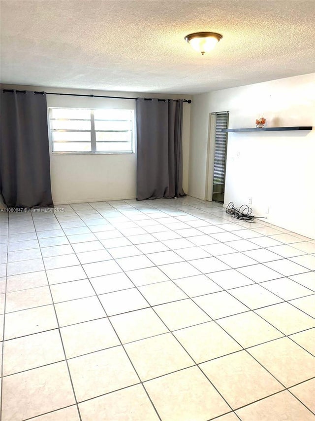 3 of 12 - 22615 Sw 66th Ave 103, Boca Raton, FL