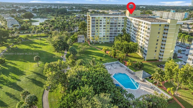 1 of 34 - 4400 Hillcrest Dr 912b, Hollywood, FL