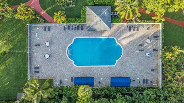4 of 34 - 4400 Hillcrest Dr 912b, Hollywood, FL