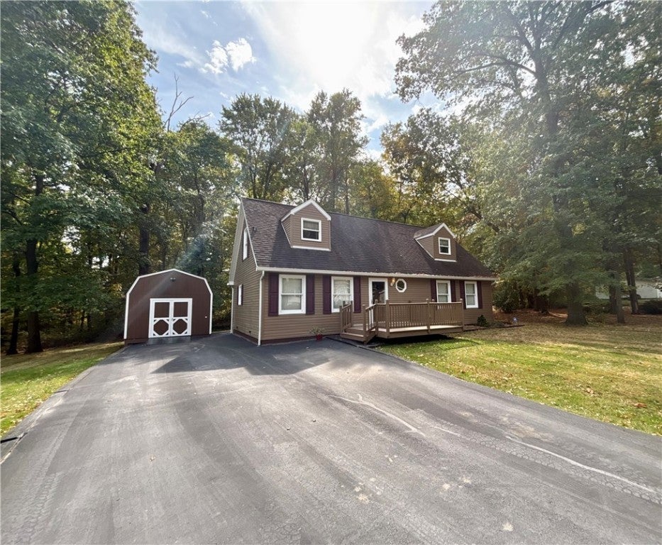 121 Galazia Lane, Mahoning