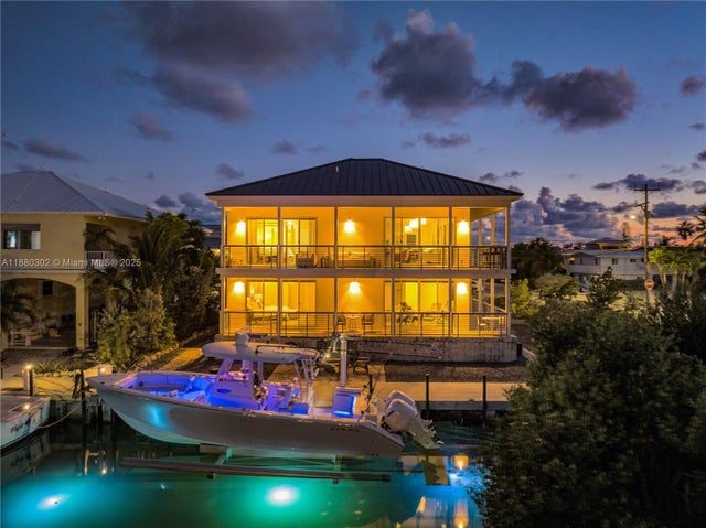 2 of 44 - 96 W Plaza Del Sol, Islamorada, FL