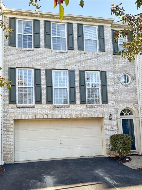 1507 Michael Drive 113-d, Baldwin Boro