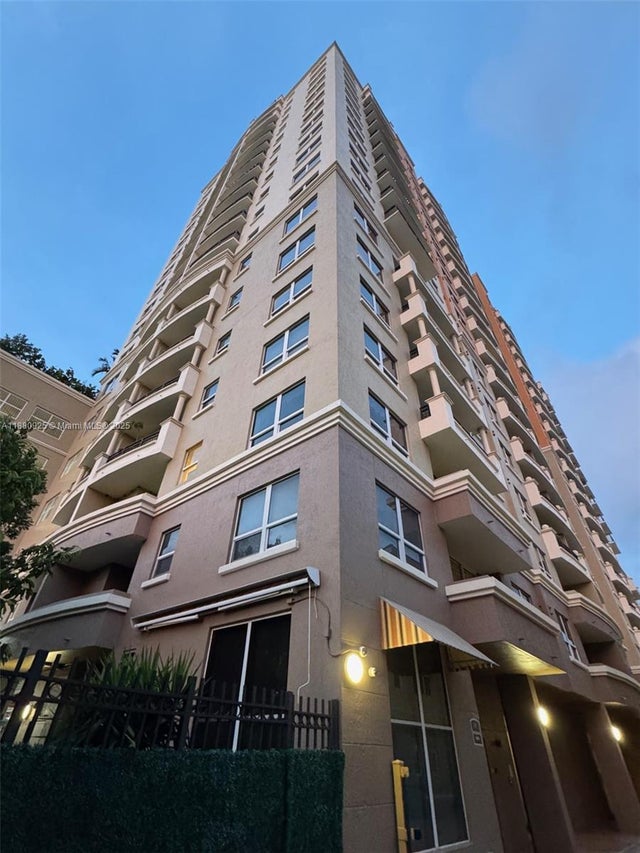 3 of 19 - 3232 Sw 22nd Ter 801, Miami, FL