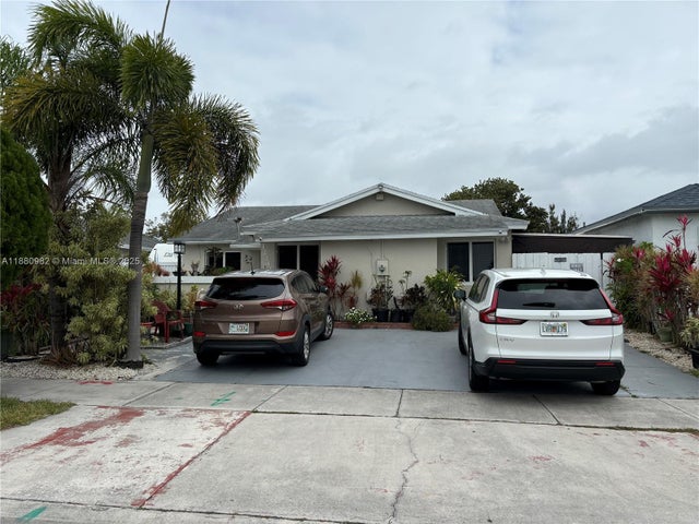 2 of 45 - 12343 Sw 195th Ter, Miami, FL