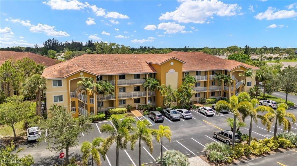 10010 Maddox Ln 316, Bonita Springs