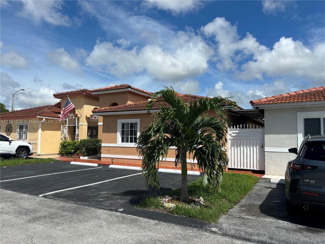 2 of 4 - 9371 Nw 120th Ter, Hialeah Gardens, FL