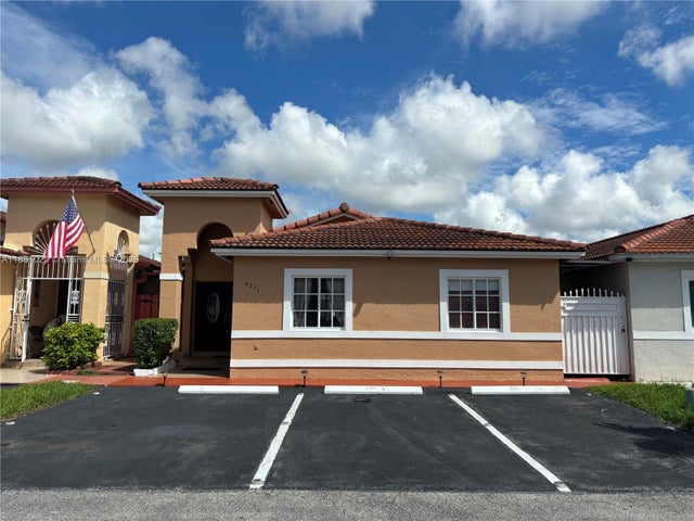 4 of 4 - 9371 Nw 120th Ter, Hialeah Gardens, FL