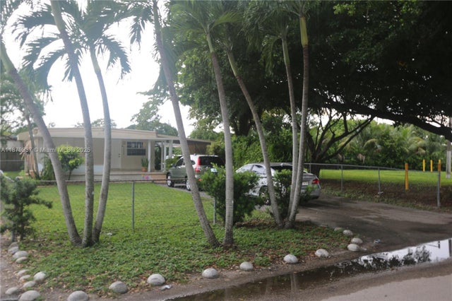 2 of 25 - 13030 Sw 17 St, Miami, FL