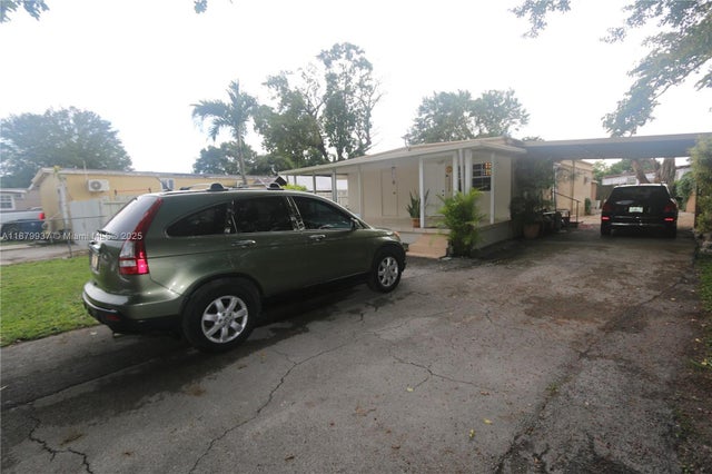 3 of 25 - 13030 Sw 17 St, Miami, FL