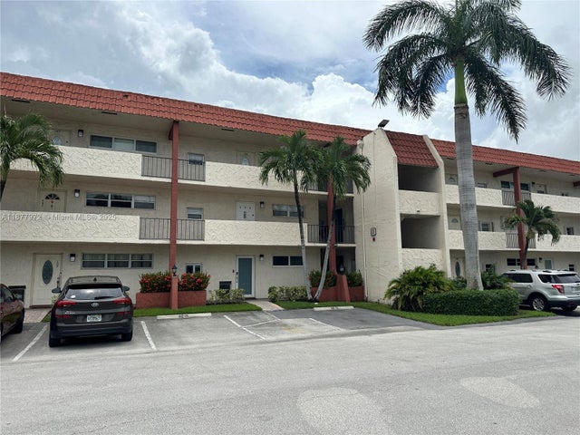 8901 E Hollybrook Blvd 306, Pembroke Pines